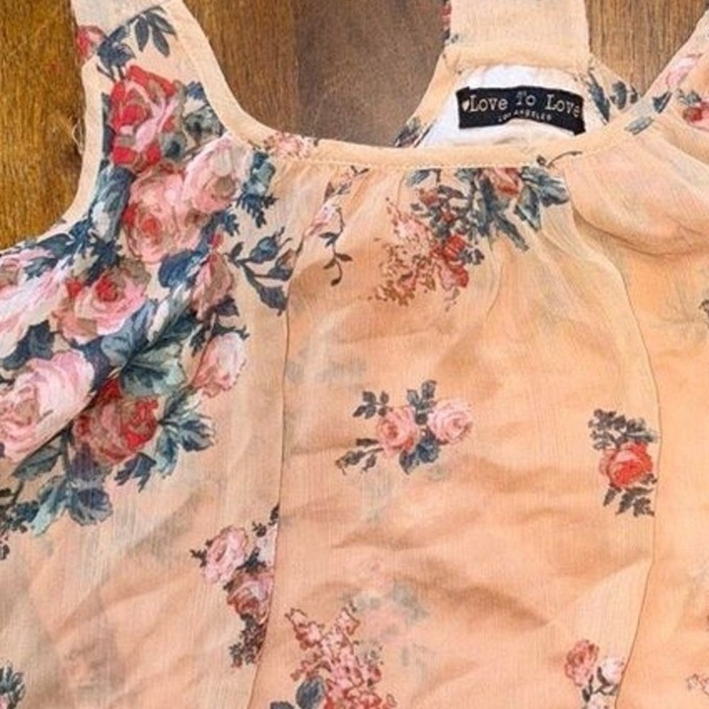 Love to Love‎ Floral Tank Top Womens Medium Boho Racerback Flowy